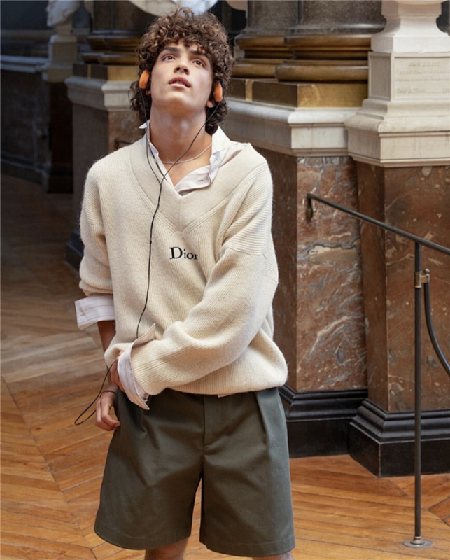 DIC141 New men's and women's autumn and winter wool sweaters with V-neck pullover sweater clothing