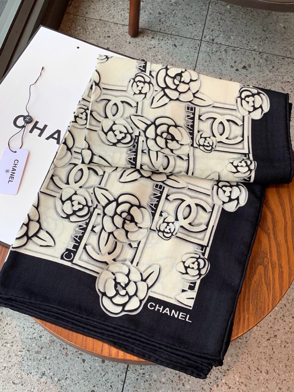 - 26S SCARF 140 IN CASHMERE AND SILK 309374