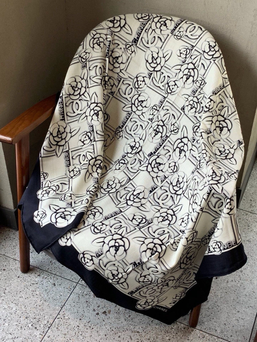 - 26S SCARF 140 IN CASHMERE AND SILK 309374