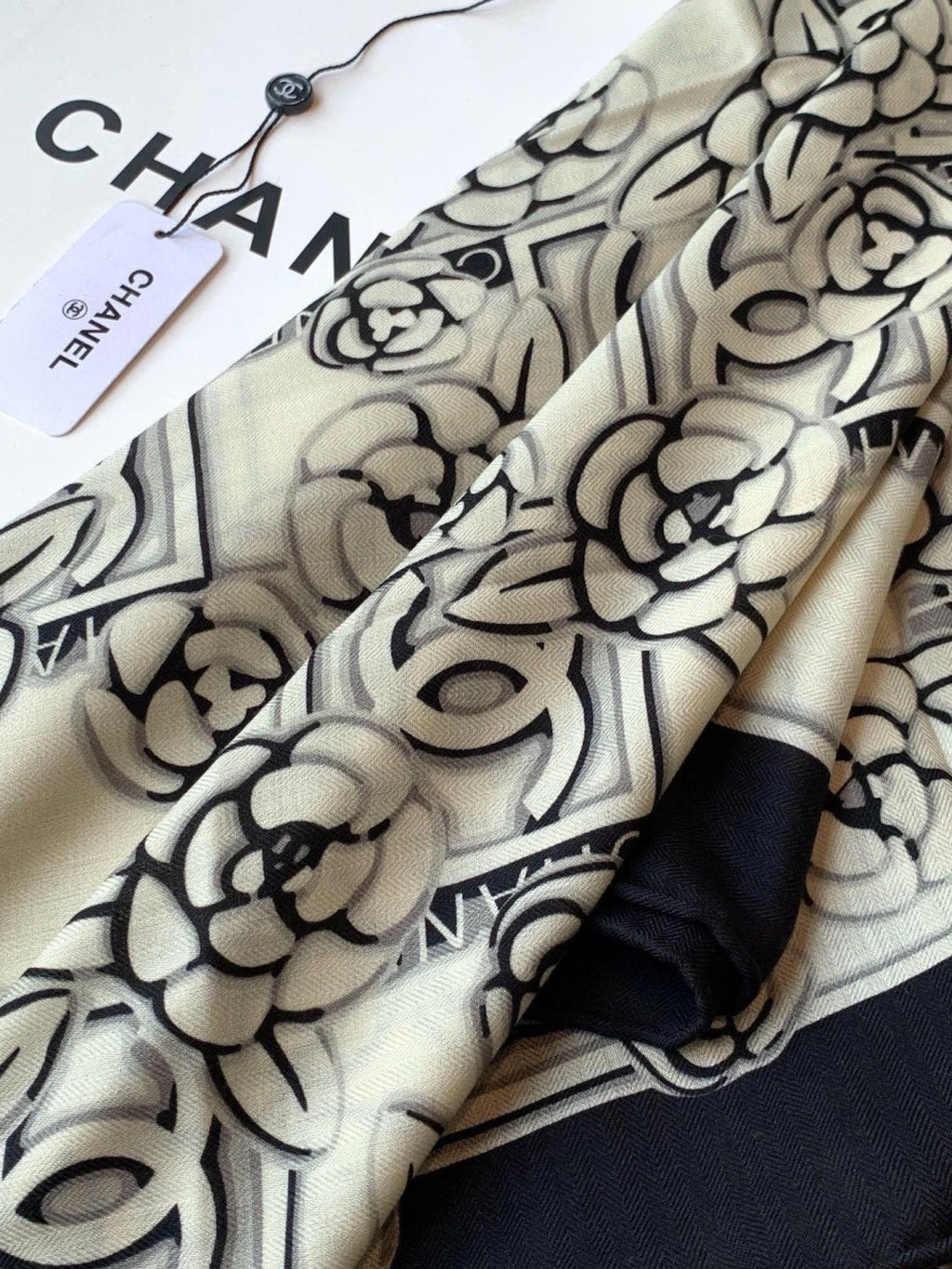 - 26S SCARF 140 IN CASHMERE AND SILK 309374